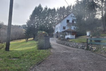 Yogalessen in de Duitse Eifel