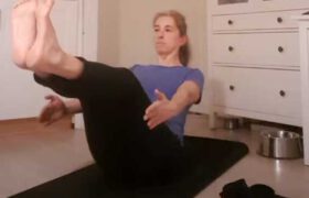 Navasana (Boothouding)